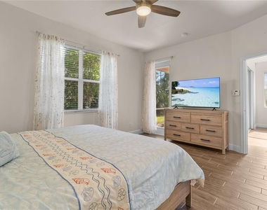 1937 Scarlett Avenue - Photo Thumbnail 30