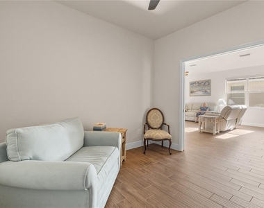 1937 Scarlett Avenue - Photo Thumbnail 18