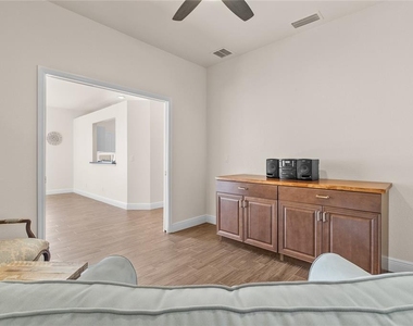 1937 Scarlett Avenue - Photo Thumbnail 19