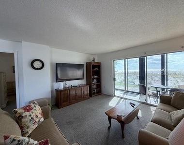 19 Whispering Sands Drive - Photo Thumbnail 9
