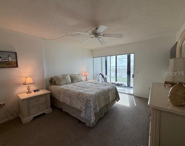 19 Whispering Sands Drive - Photo Thumbnail 12