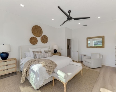 561 Fallbrook Drive - Photo Thumbnail 29