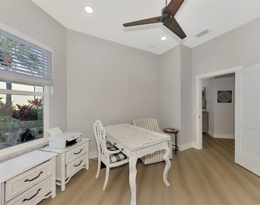 561 Fallbrook Drive - Photo Thumbnail 38
