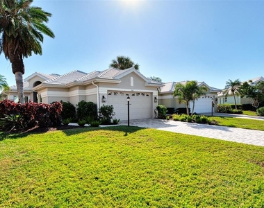 561 Fallbrook Drive - Photo Thumbnail 2