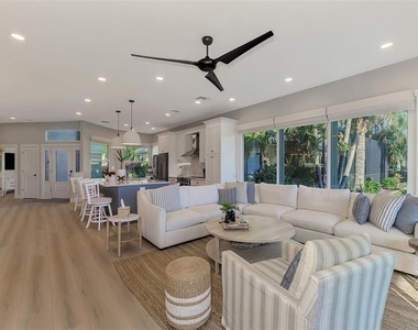 561 Fallbrook Drive - Photo Thumbnail 25