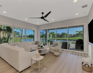 561 Fallbrook Drive - Photo Thumbnail 22