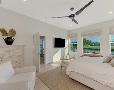 561 Fallbrook Drive - Photo Thumbnail 28