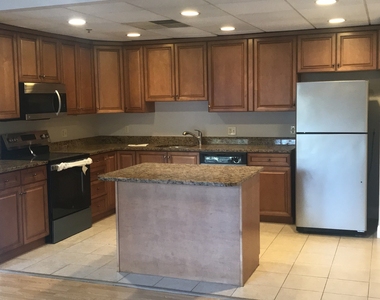 740 Mix Avenue - Photo Thumbnail 8