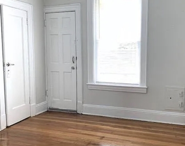1589 Fairfield Avenue - Photo Thumbnail 1