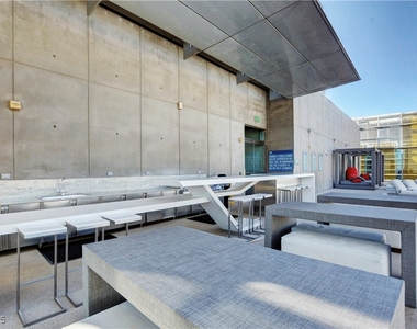 3722 Las Vegas Boulevard - Photo Thumbnail 9