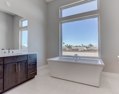 4778 Outlook Peak Street - Photo Thumbnail 52