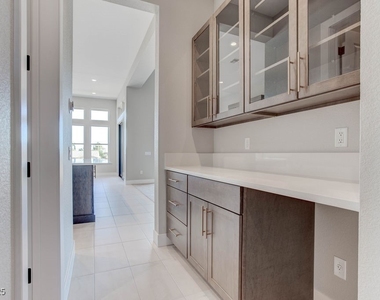 4778 Outlook Peak Street - Photo Thumbnail 10