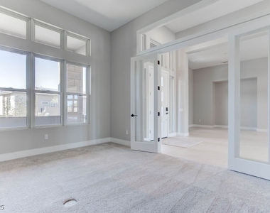 4778 Outlook Peak Street - Photo Thumbnail 2