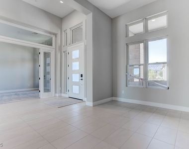 4778 Outlook Peak Street - Photo Thumbnail 9
