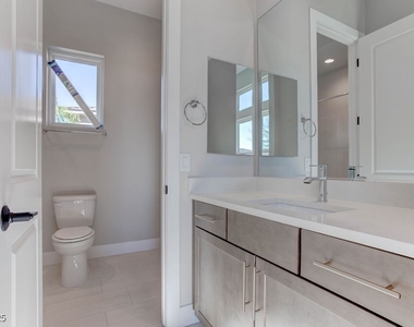 4778 Outlook Peak Street - Photo Thumbnail 32