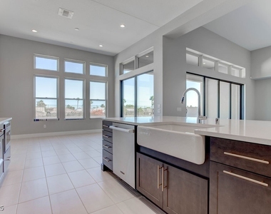 4778 Outlook Peak Street - Photo Thumbnail 20