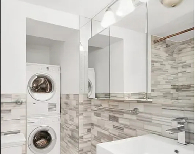 246 Mott Street - Photo Thumbnail 5
