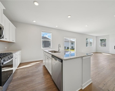 2645 Mourning Dove Drive - Photo Thumbnail 4