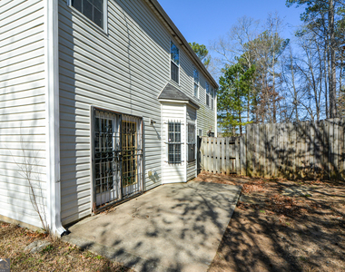 5460 Hampton Court - Photo Thumbnail 43