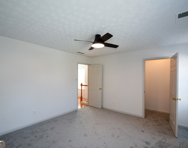 5460 Hampton Court - Photo Thumbnail 39