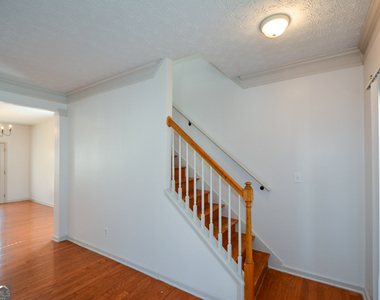 5460 Hampton Court - Photo Thumbnail 21
