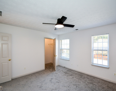 5460 Hampton Court - Photo Thumbnail 38
