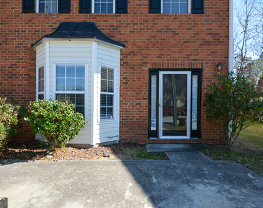 5460 Hampton Court - Photo Thumbnail 2