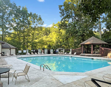 901 Wentworth Court - Photo Thumbnail 22