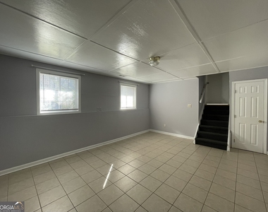 1001 Traymore Drive - Photo Thumbnail 11