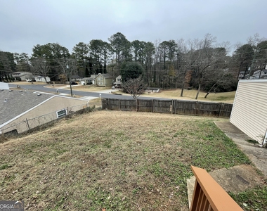 1001 Traymore Drive - Photo Thumbnail 16