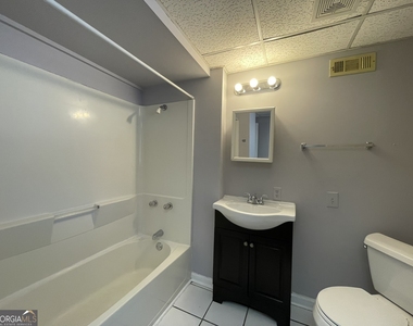 1001 Traymore Drive - Photo Thumbnail 12