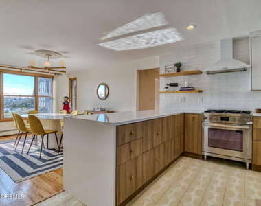 113 Central Avenue - Photo Thumbnail 4
