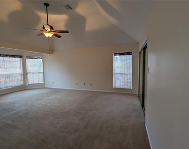 1405 Newbury Lane - Photo Thumbnail 22