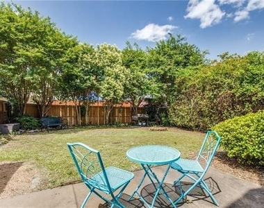 1405 Newbury Lane - Photo Thumbnail 24