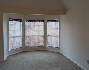 1405 Newbury Lane - Photo Thumbnail 17