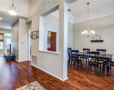 1405 Newbury Lane - Photo Thumbnail 3