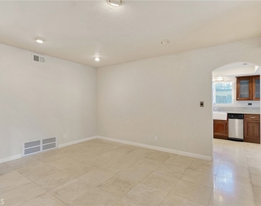 22781 Macfarlane Drive - Photo Thumbnail 3