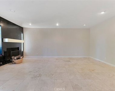 22781 Macfarlane Drive - Photo Thumbnail 9