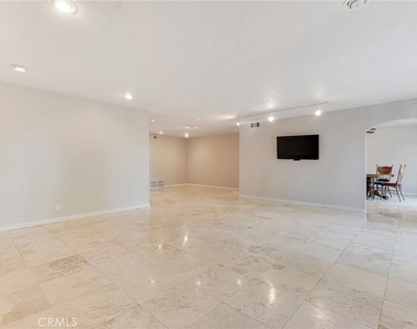 22781 Macfarlane Drive - Photo Thumbnail 10