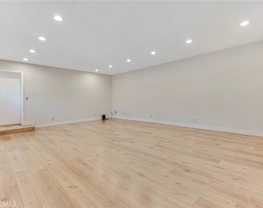 22781 Macfarlane Drive - Photo Thumbnail 19