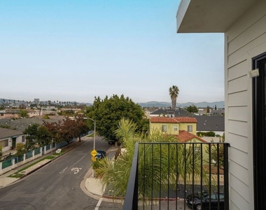 1802 1/2 S Highland Avenue - Photo Thumbnail 10