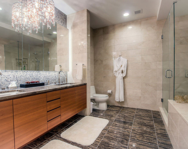 900 W Olympic Boulevard - Photo Thumbnail 8