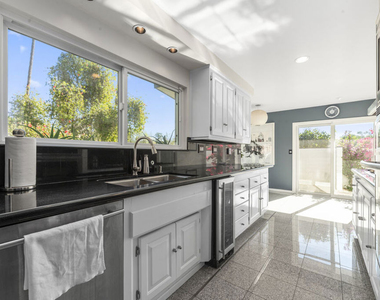 8670 Allenwood Road - Photo Thumbnail 12