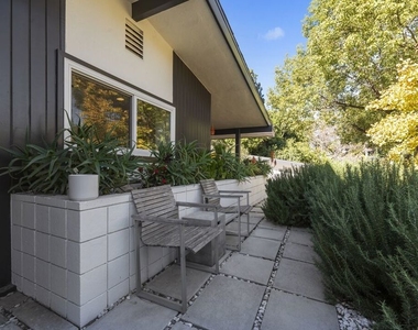 8670 Allenwood Road - Photo Thumbnail 25