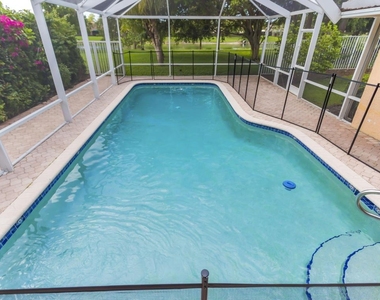 7572 Silver Woods Court - Photo Thumbnail 15