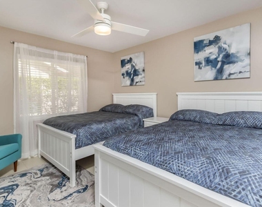 7572 Silver Woods Court - Photo Thumbnail 10