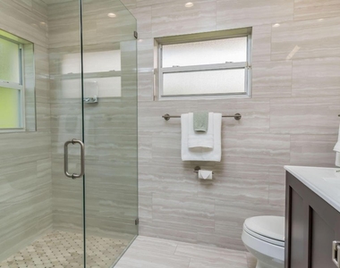 7572 Silver Woods Court - Photo Thumbnail 9