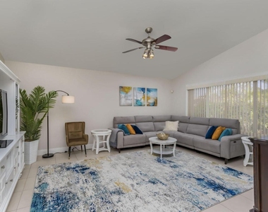 7572 Silver Woods Court - Photo Thumbnail 3