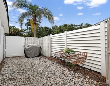 4540 Sw 28th Terrace - Photo Thumbnail 40