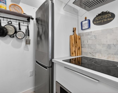 4540 Sw 28th Terrace - Photo Thumbnail 35